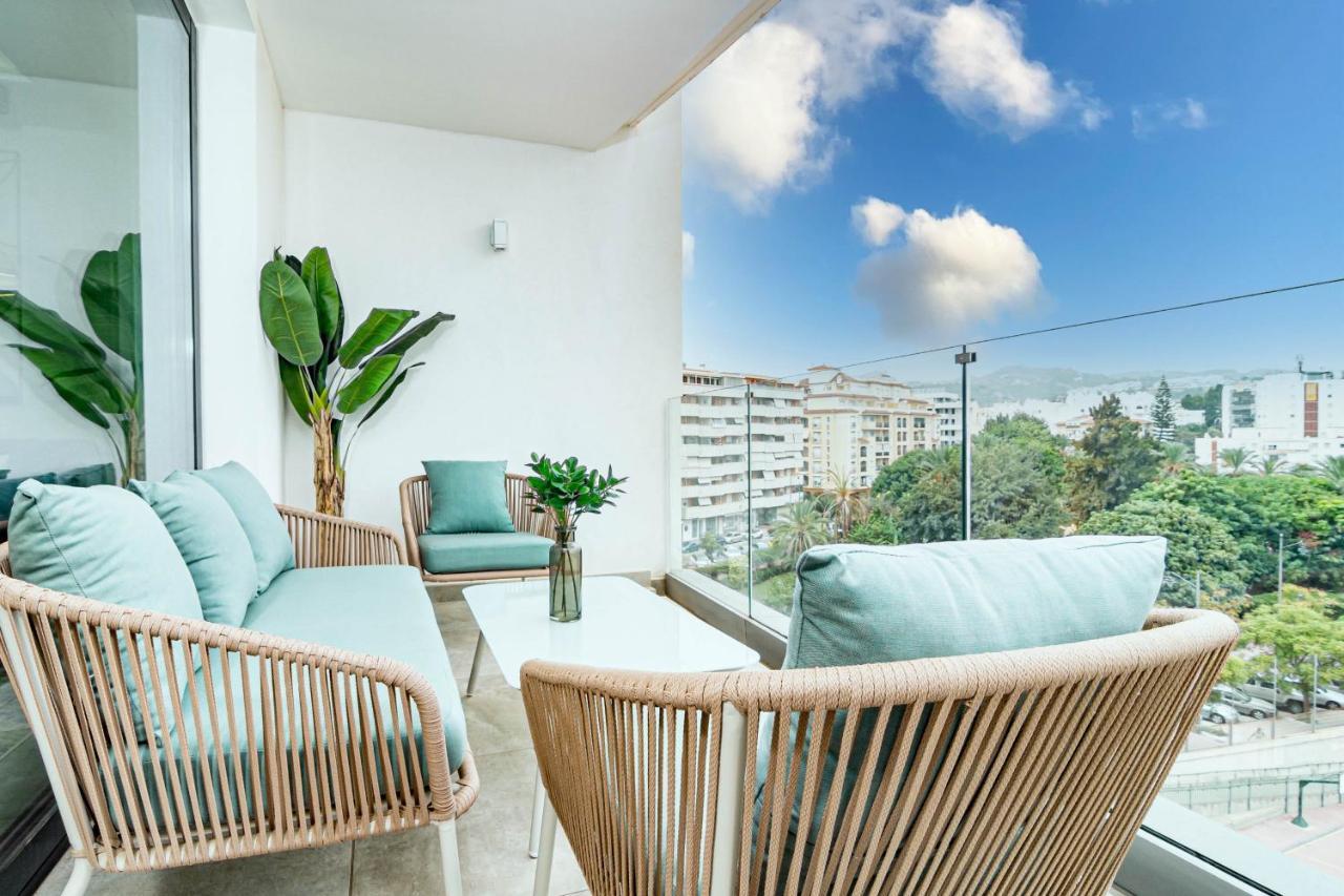 Inf25E- Tastefully Furnished Flat, Estepona Center Esterno foto